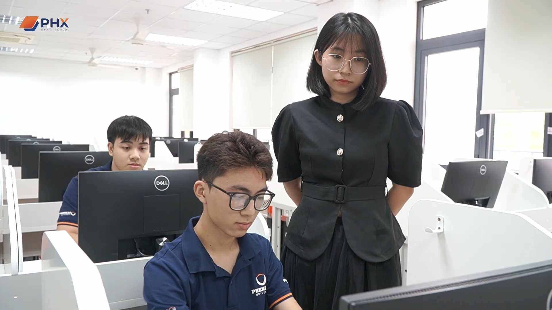 triển khai hệ thống E-Learning